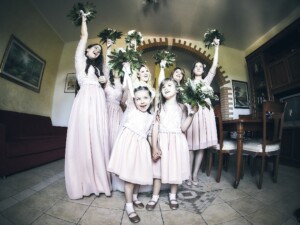 Sorrisi e amore tra Diego e Francesca nel giorno più importante