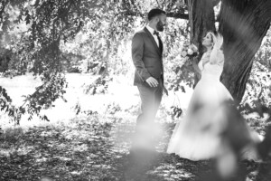 Sorrisi e amore tra Diego e Francesca nel giorno più importante