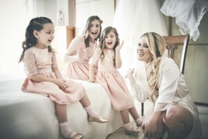 Sorrisi e amore tra Diego e Francesca nel giorno più importante