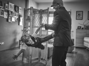 Sorrisi e amore tra Diego e Francesca nel giorno più importante