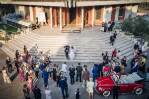 Sorrisi e amore tra Diego e Francesca nel giorno più importante