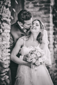 Sorrisi e amore tra Lorena e Luca nel giorno più importante