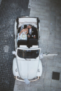 Sorrisi e amore tra Marco e Mariateresa nel giorno più importante