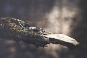 Collezione Wood indossata, ispirazione bosco